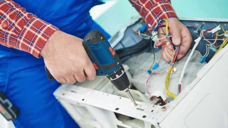Narlıdere Siemens Siemens çamaşır makinesi kart tamiri – Su almama arızası orijinal parça ile giderildi. - Teknik servis örneği